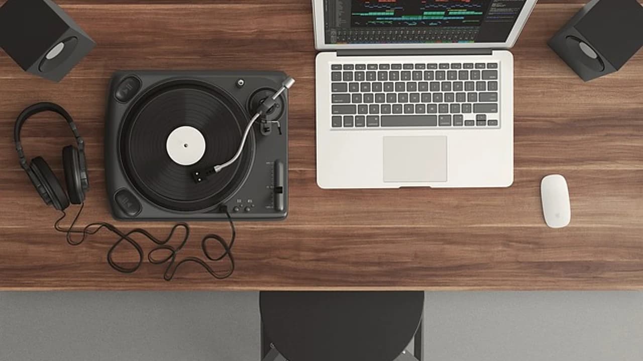 Metadados de um lançamento musical: checklist antes da distribuição